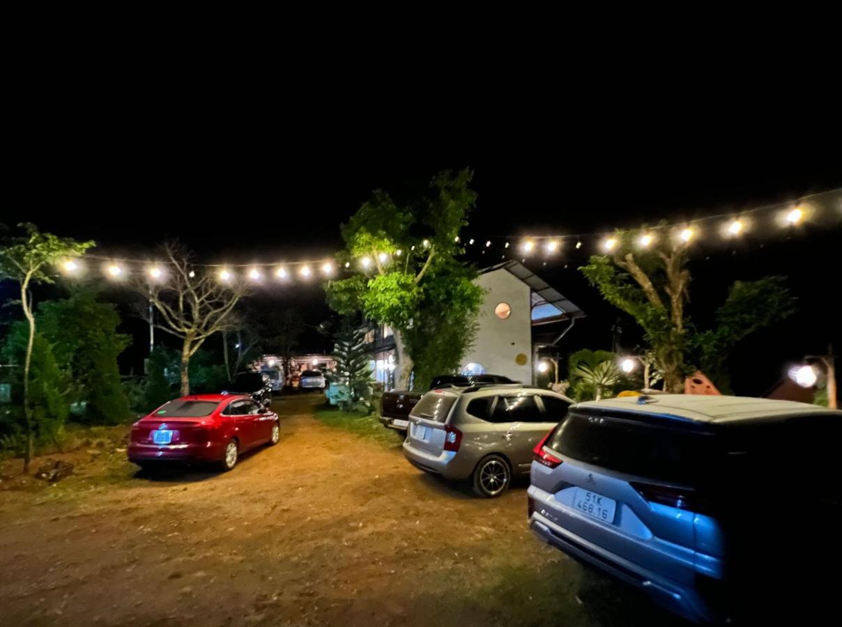 Star Hill Dak Nong Retreat Villa Gia Nghia Exteriör bild